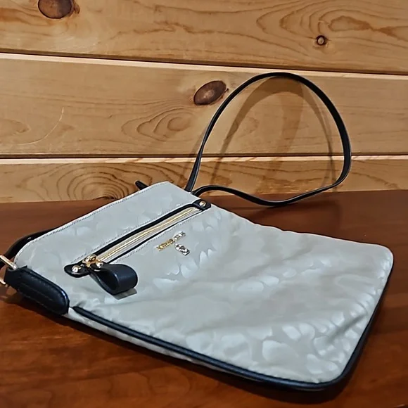 Michael Kors Handbag - Picture 3 of 5